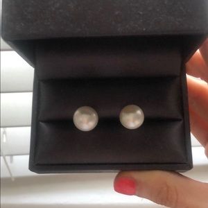 Zales pearl earrings